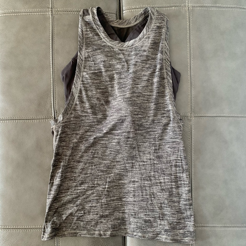 Lululemon tank top with built-in sports bra